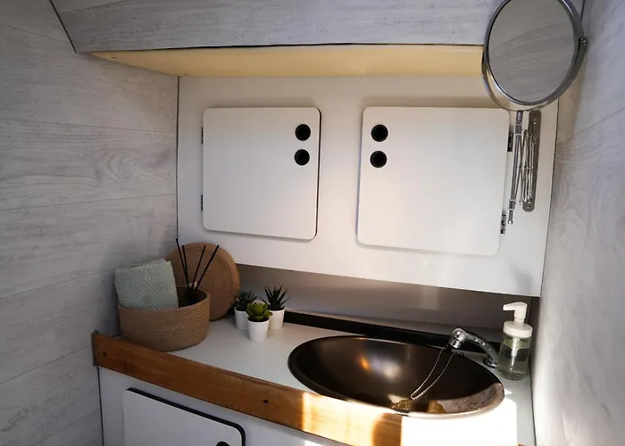 The Classic Sailboat Retreat リスボン