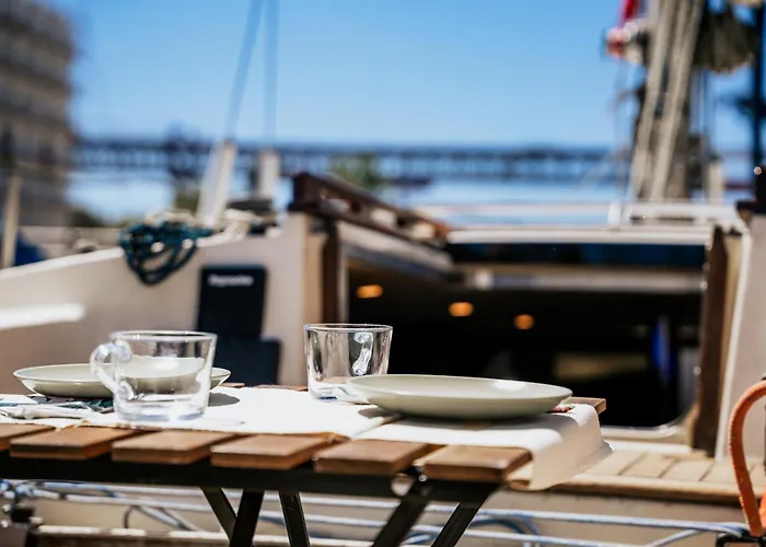 The Classic Sailboat Retreat * Lisboa